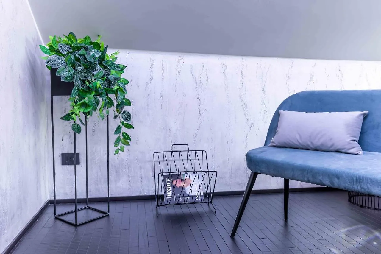 شقة Quadrilatero Della Moda- Luxury Loft In The Heart Of The Fashion District ميلان إيطاليا