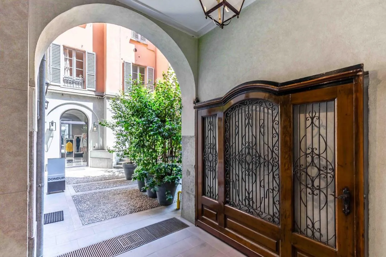 شقة Quadrilatero Della Moda- Luxury Loft In The Heart Of The Fashion District ميلان إيطاليا